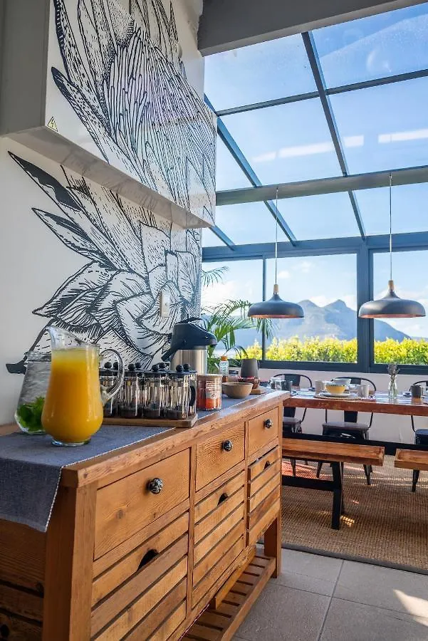 Hout&About Guest House Hout Bay