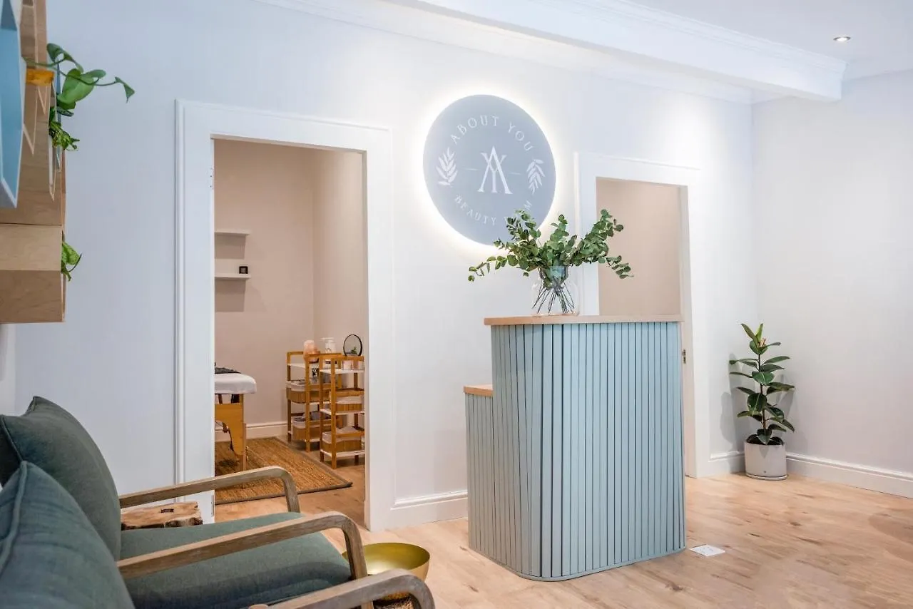 Hout&About Guest House Hout Bay
