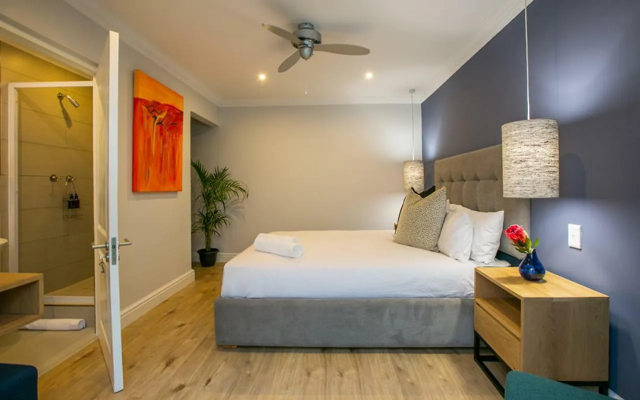 Hout&About Guest House Hout Bay